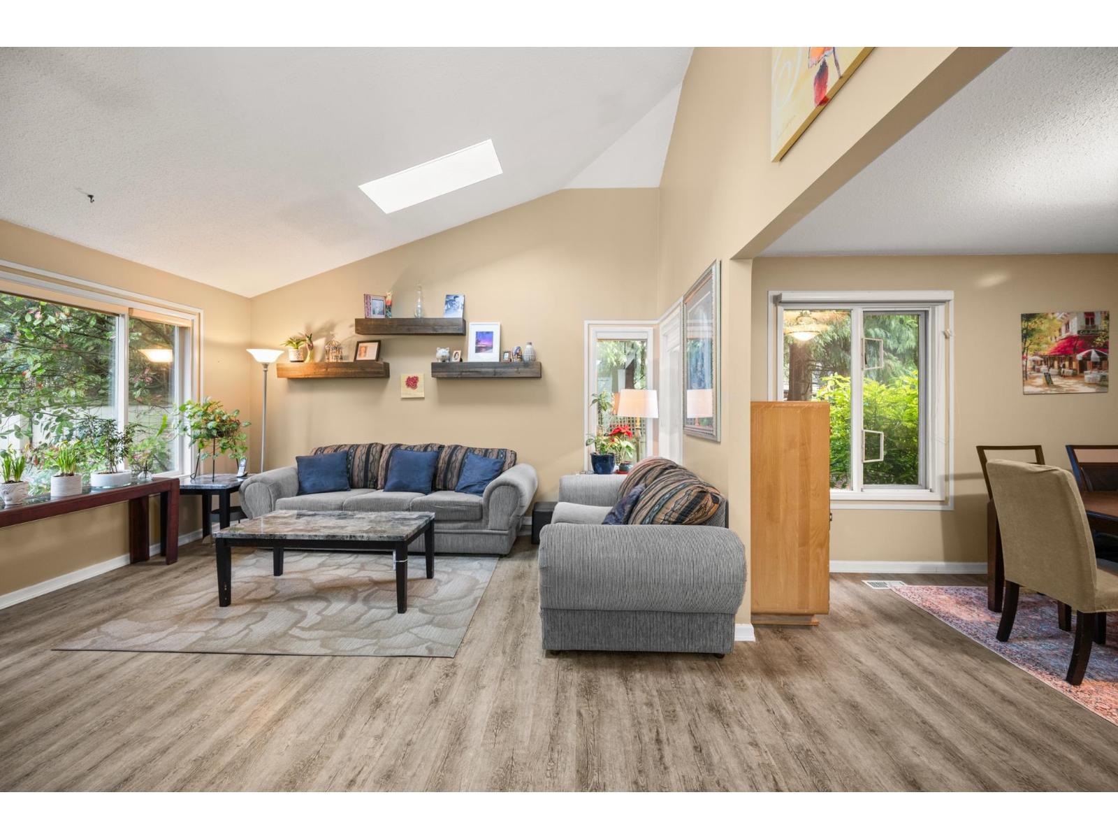 20185 GRADE CRESCENT — photo 8