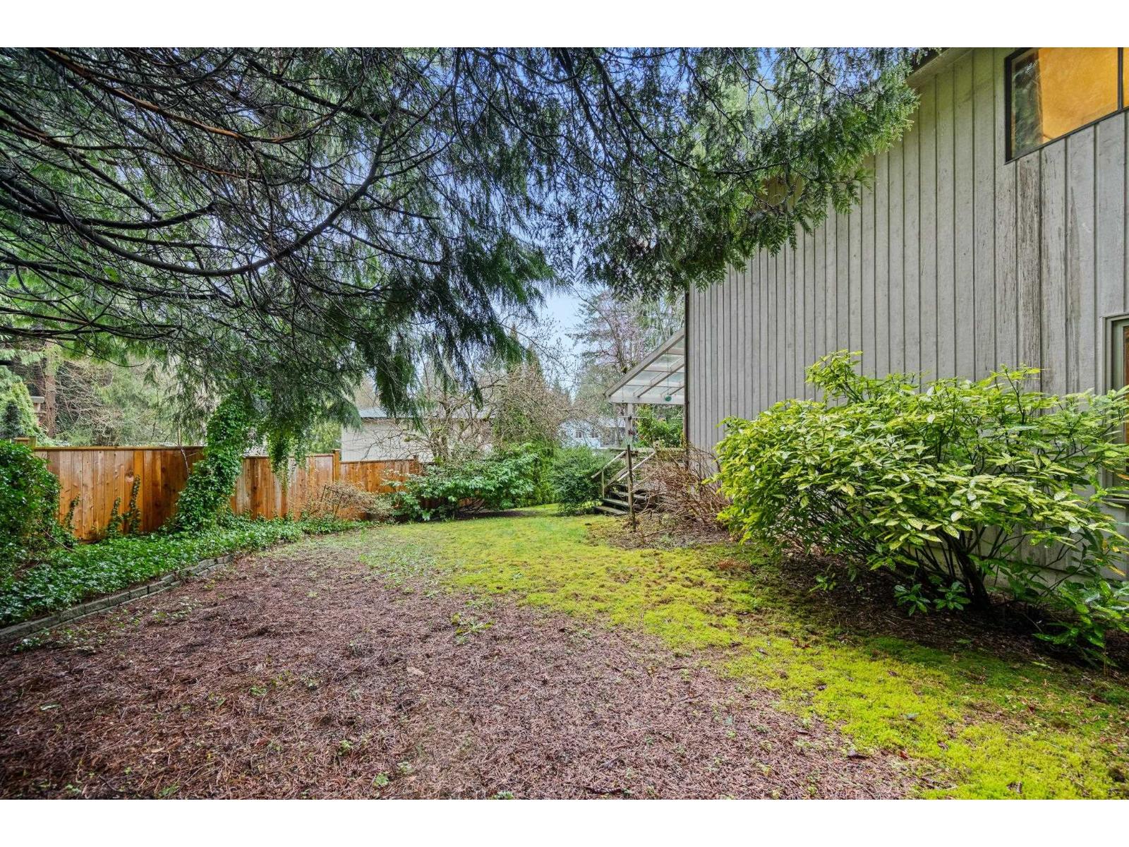 20185 GRADE CRESCENT — photo 39