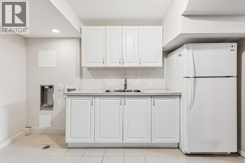 Single Family House Bungalow for Sale in  Centre A Street NE Thorncliffe Calgary 