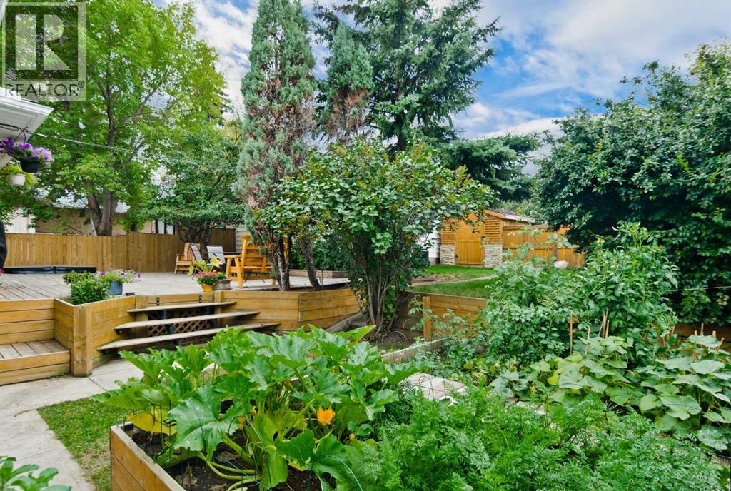 Single Family House Bungalow for Sale in  Centre A Street NE Thorncliffe Calgary 