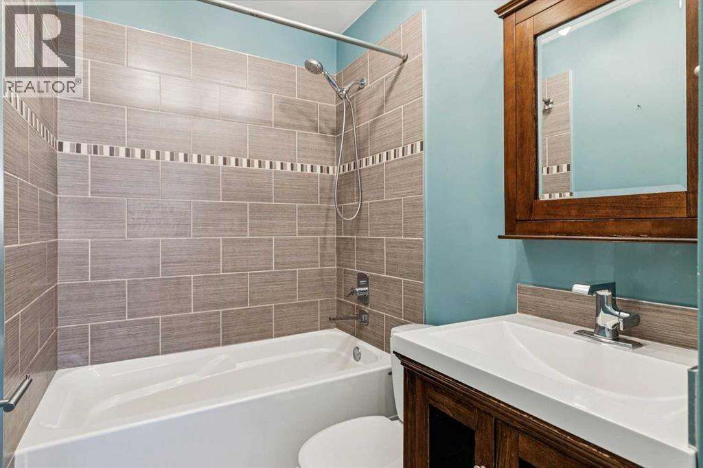 Single Family House Bungalow for Sale in  Centre A Street NE Thorncliffe Calgary 