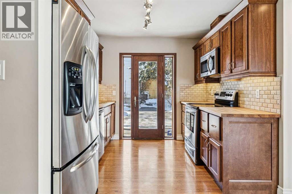 Single Family House Bungalow for Sale in  Centre A Street NE Thorncliffe Calgary 