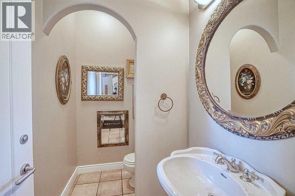 Single Family House for Sale in  Mt Douglas Point SE McKenzie Lake Calgary 