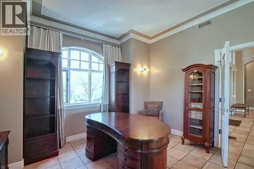 Single Family House for Sale in  Mt Douglas Point SE McKenzie Lake Calgary 