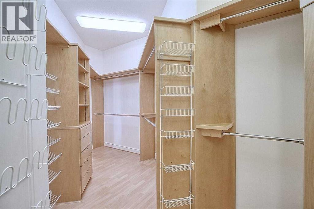 Single Family House for Sale in  Mt Douglas Point SE McKenzie Lake Calgary 