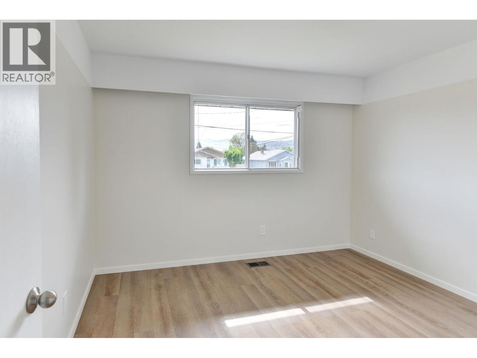 354 WILLOW Street, Kamloops