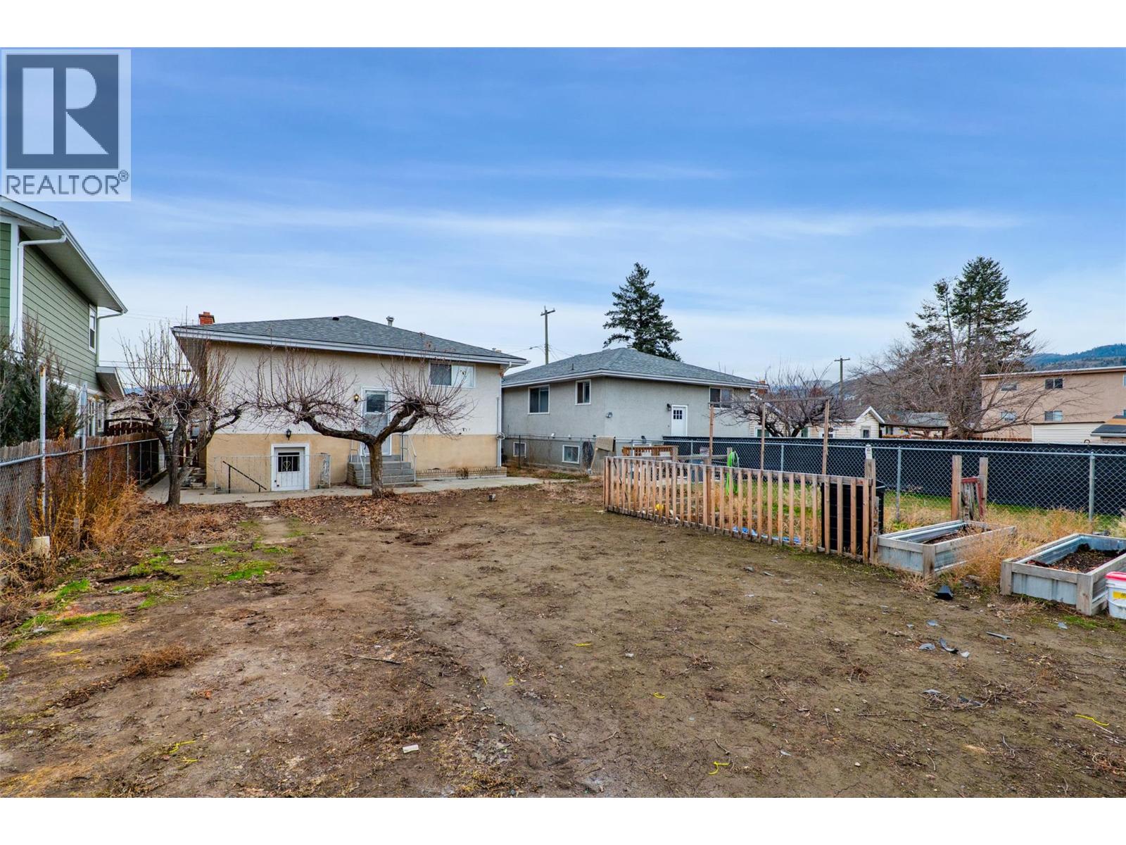 354 WILLOW Street, Kamloops