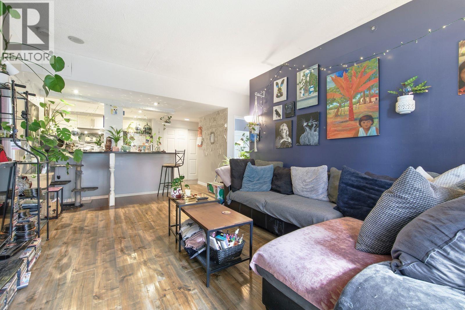 101 828 AGNES Street - photo 2