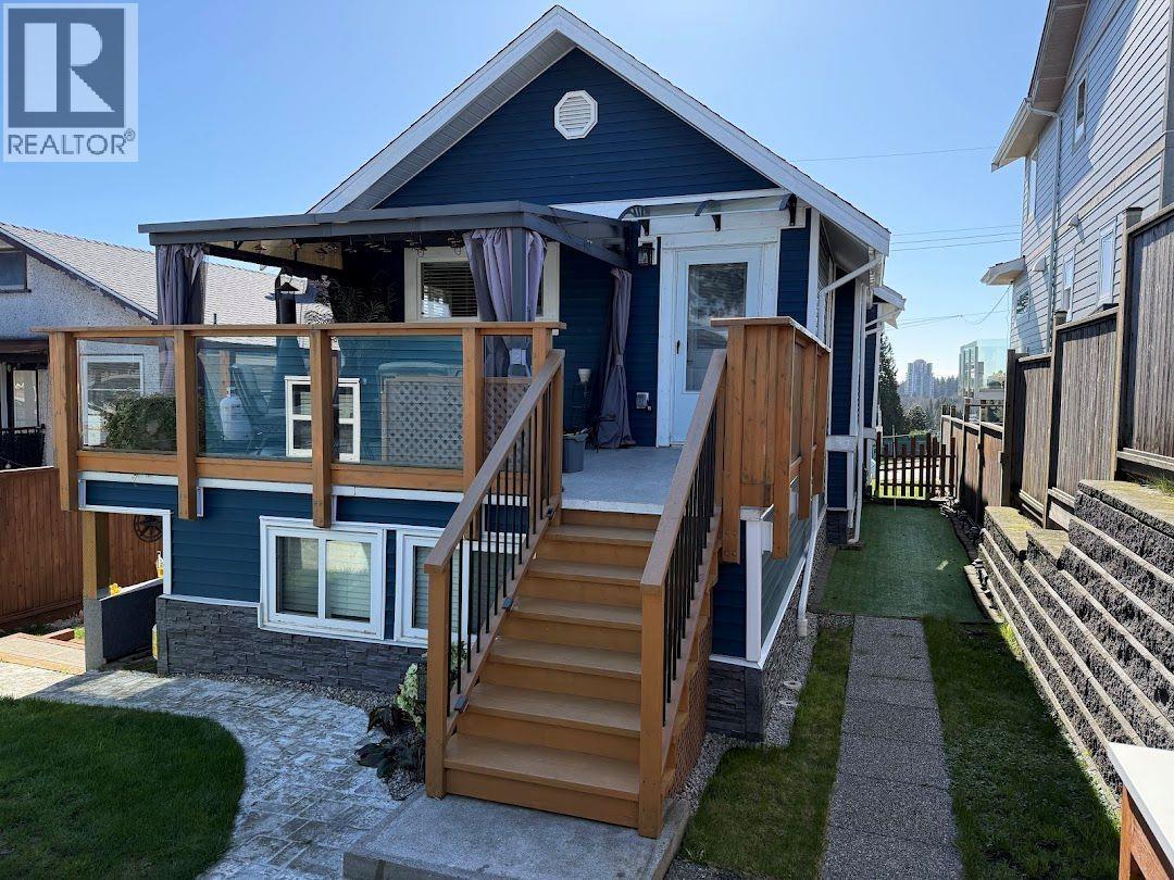 431 SCHOOL STREET, New Westminster