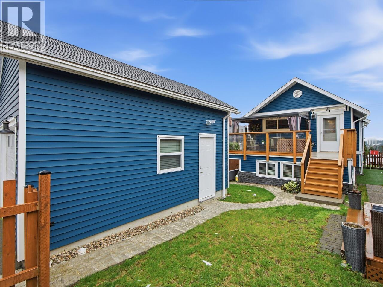 431 SCHOOL STREET, New Westminster