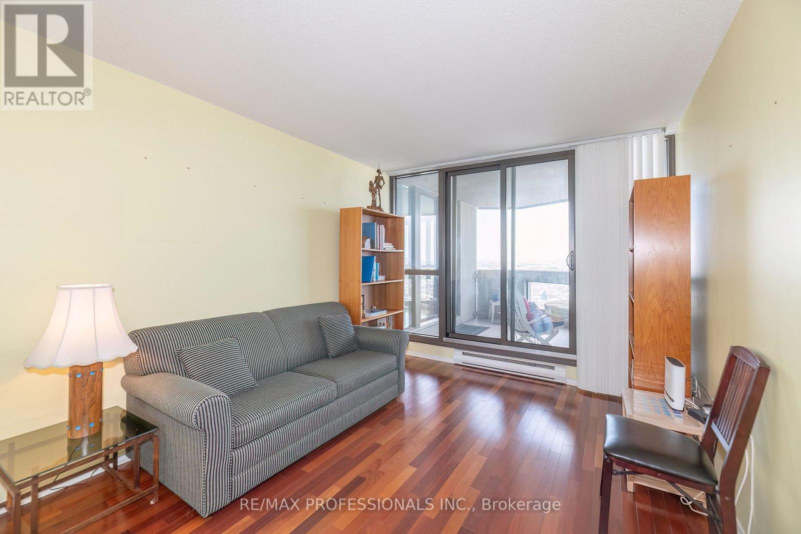 #2302 2010 ISLINGTON AVENUE - 21