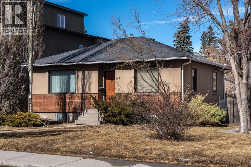 Single Family House Bungalow for Sale in   Avenue NE Tuxedo Park Calgary 