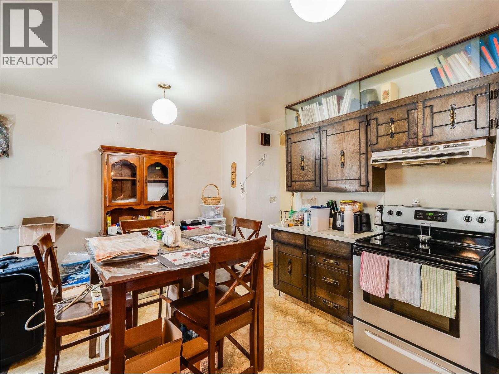 626 9th Avenue, Castlegar