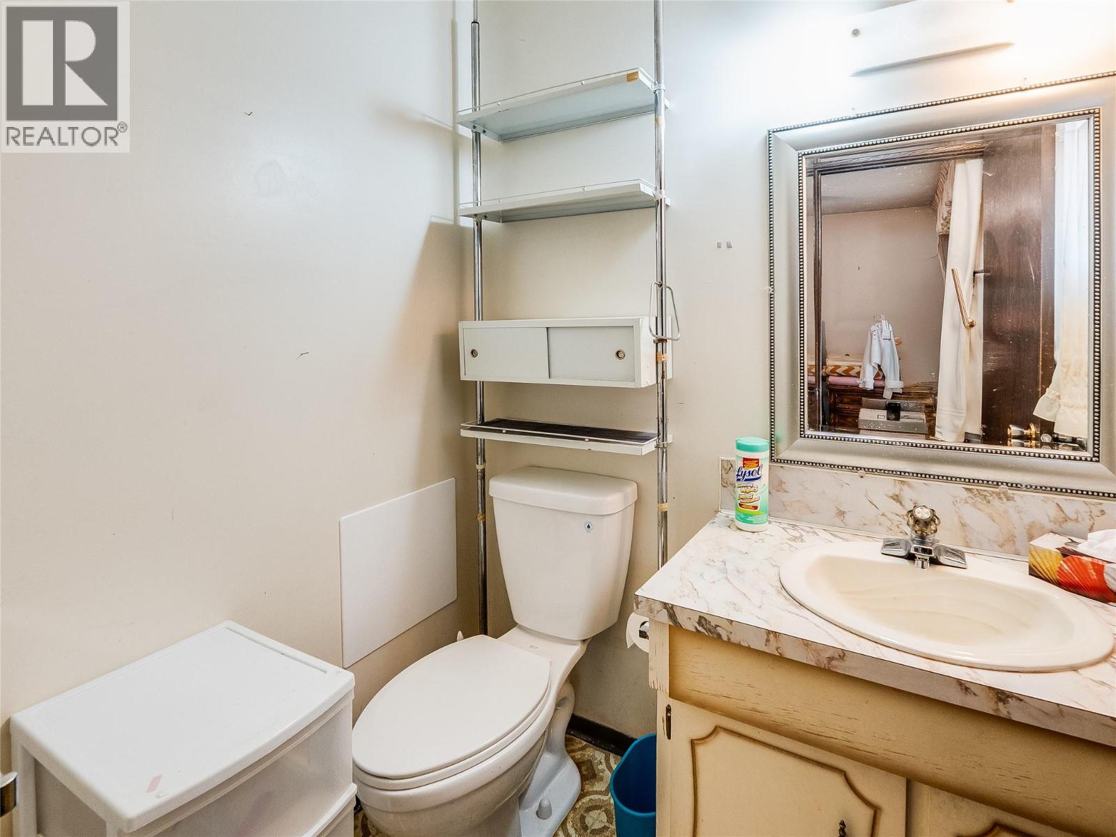 626 9th Avenue, Castlegar