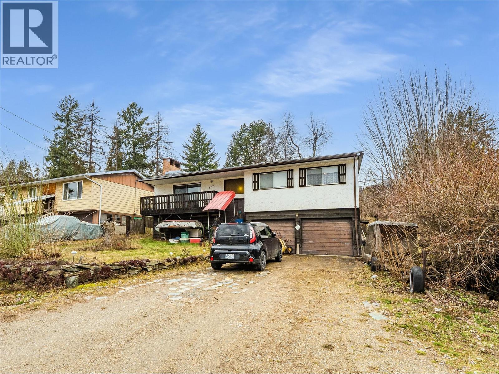 626 9th Avenue, Castlegar