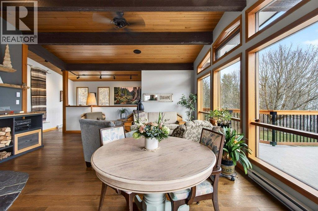 571 60 Street SW, Salmon Arm