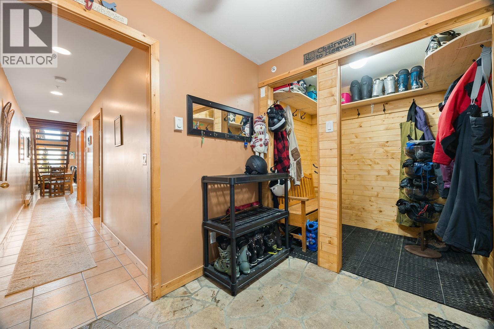 5825 Snow Pines Way Unit# A, Big White