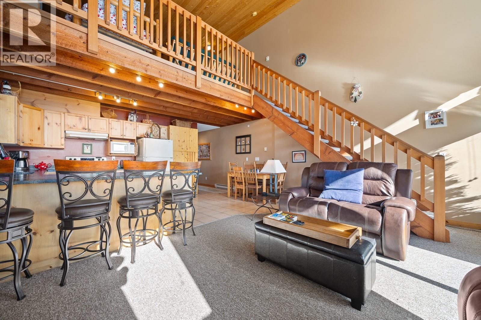 5825 Snow Pines Way Unit# A, Big White