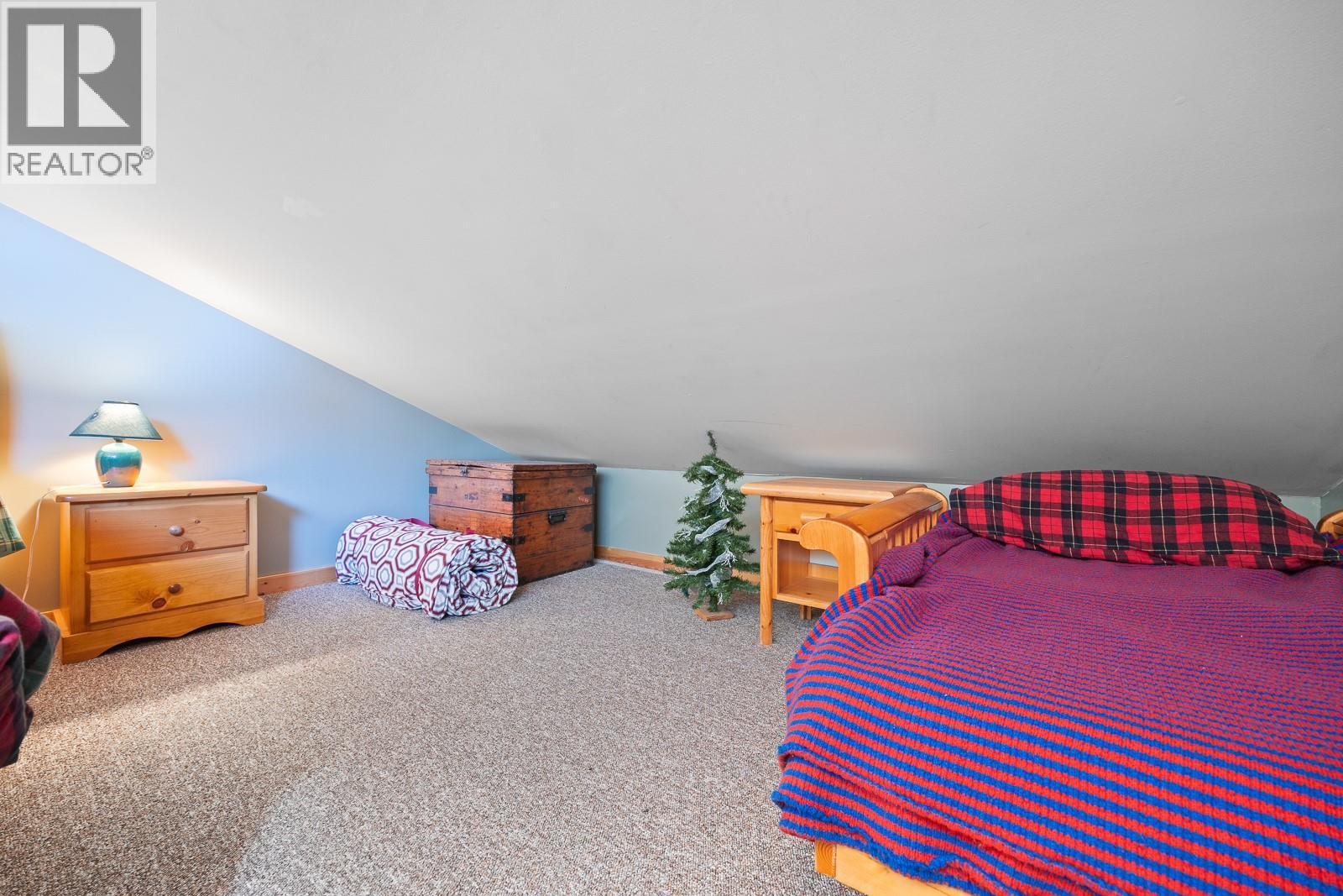 5825 Snow Pines Way Unit# A, Big White