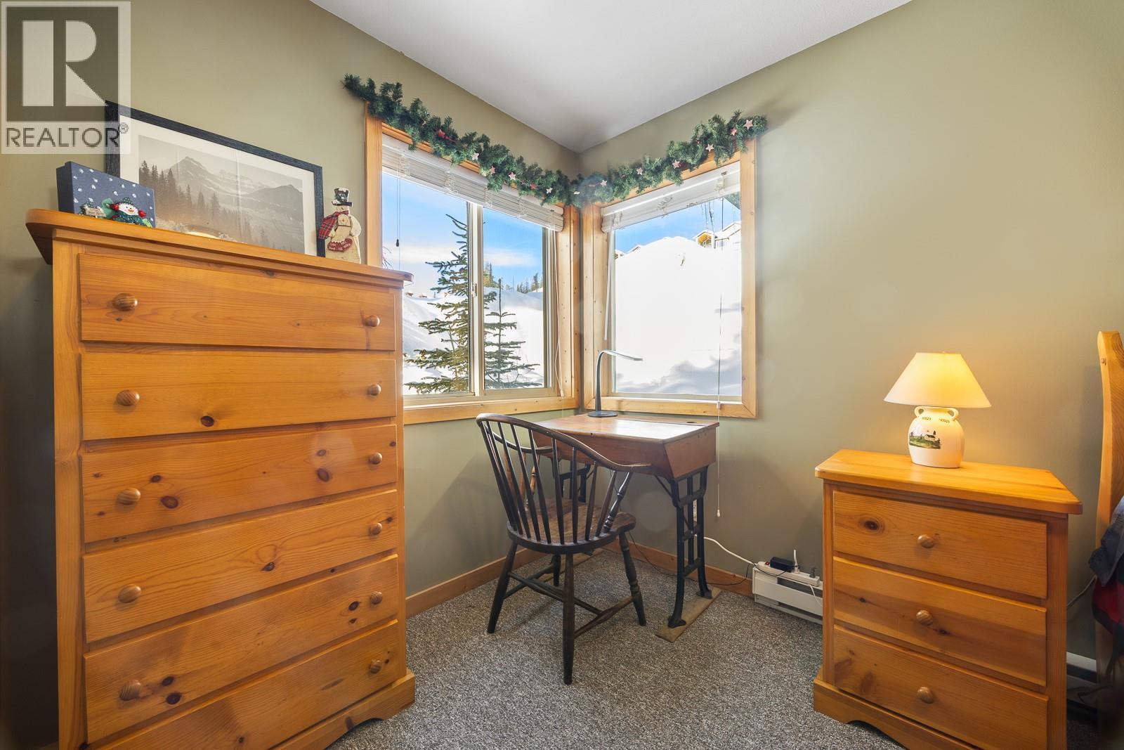 5825 Snow Pines Way Unit# A, Big White