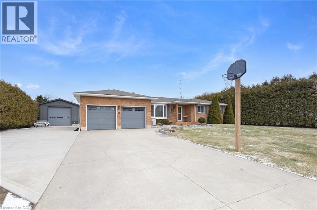 11 ROSEMARIE Boulevard