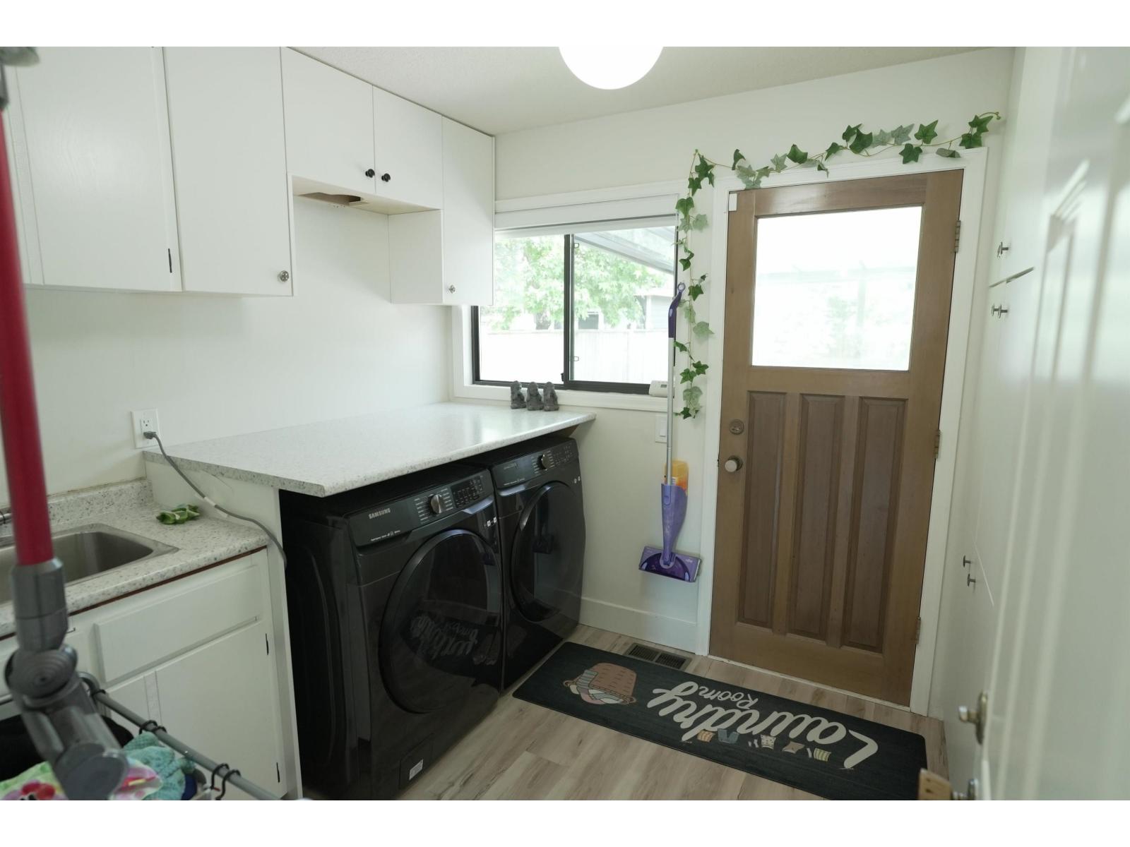 6601 HYLAND Place, Delta