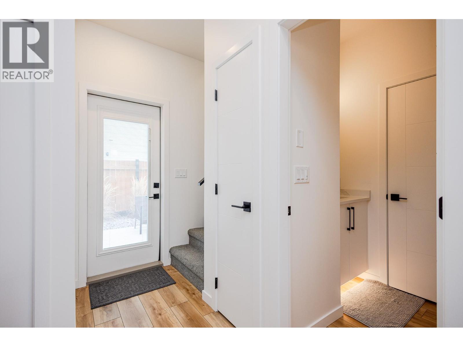 #103 169 Maple Street - 4