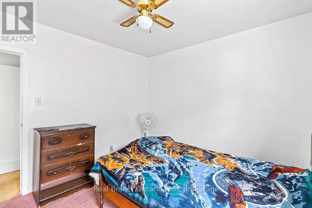 626 13TH AVENUE - 20