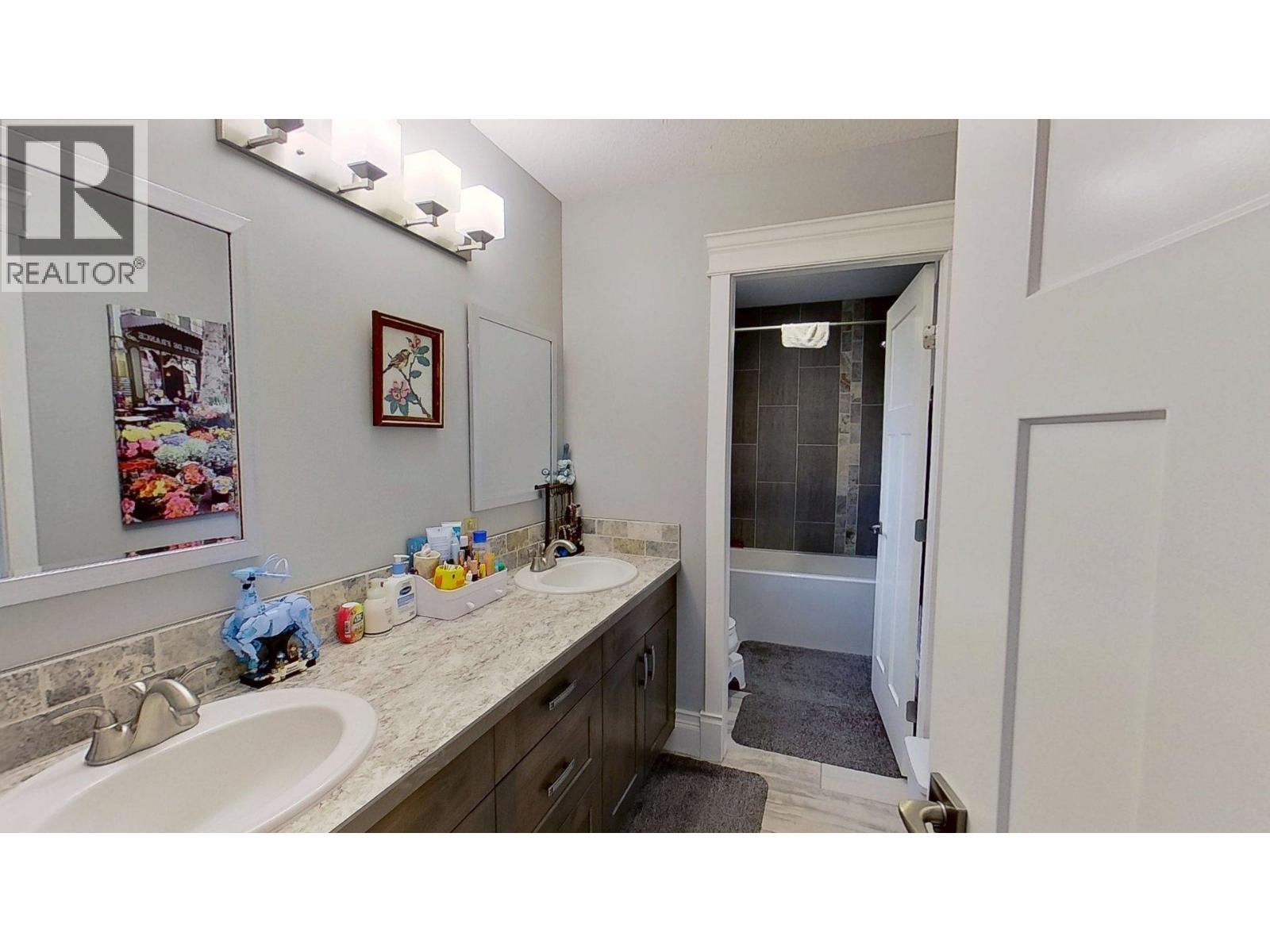 10604 108 STREET - 25