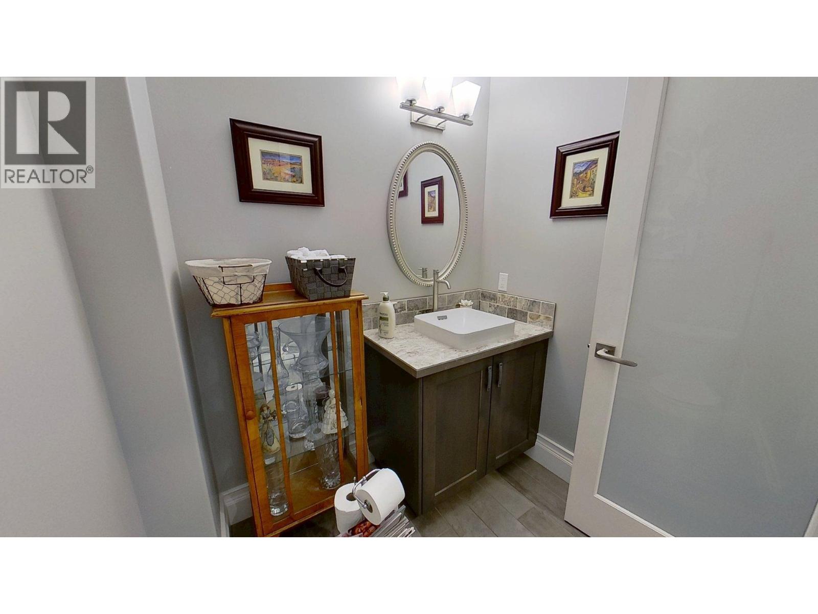 10604 108 STREET - 14