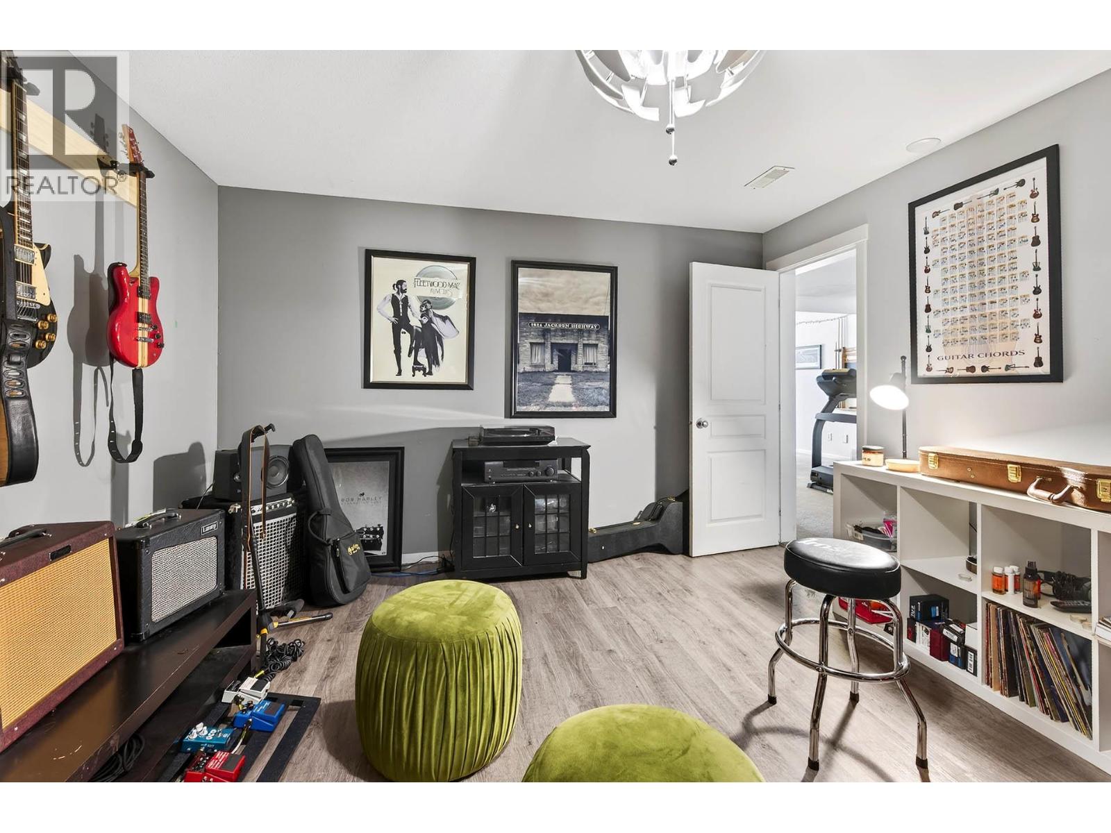 1968 Saskatoon Place, Kamloops