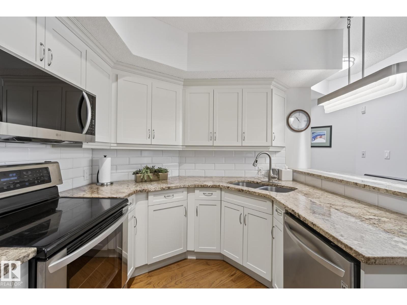 #307 10108 125 ST NW - 12