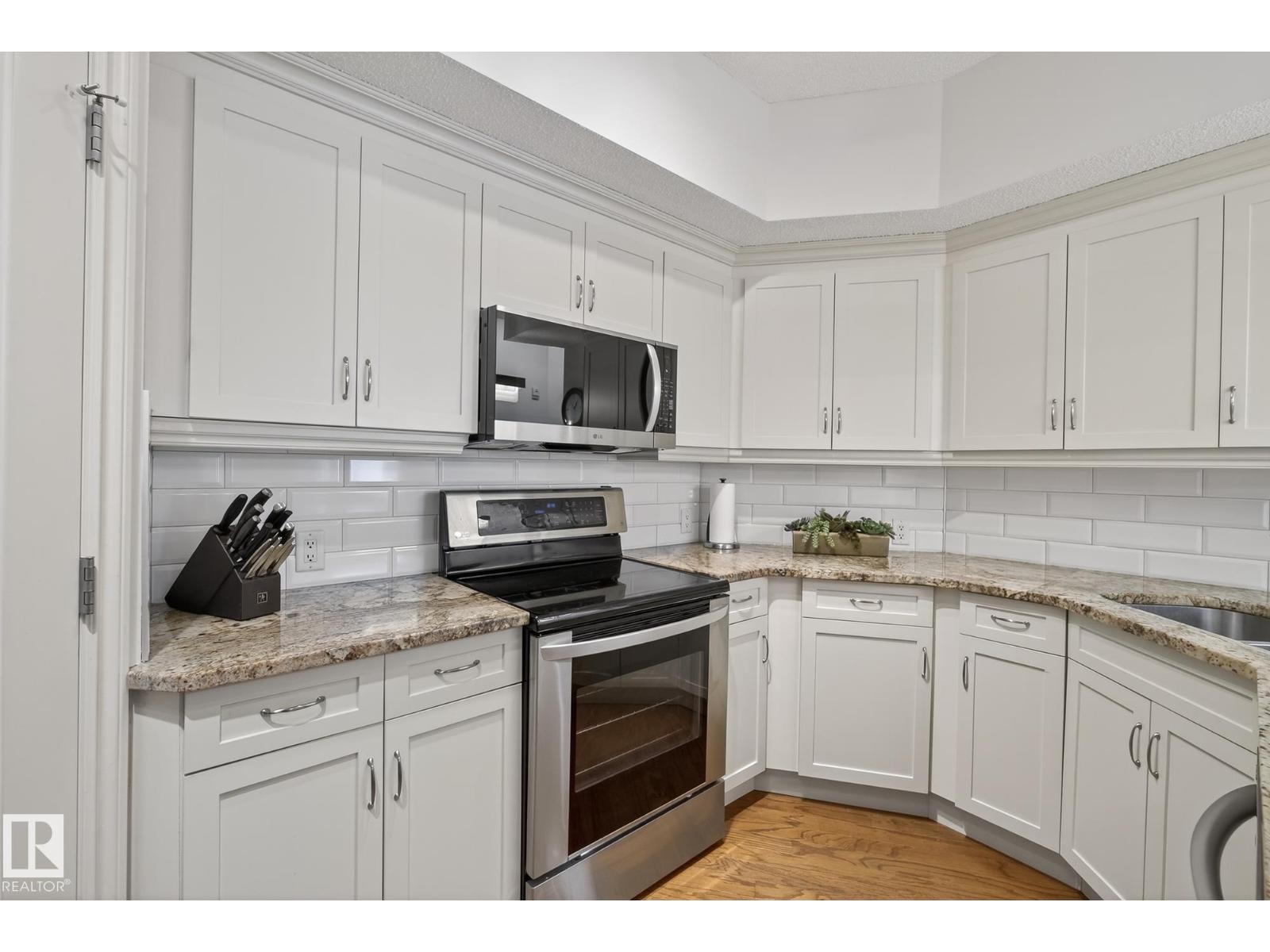 #307 10108 125 ST NW - 13