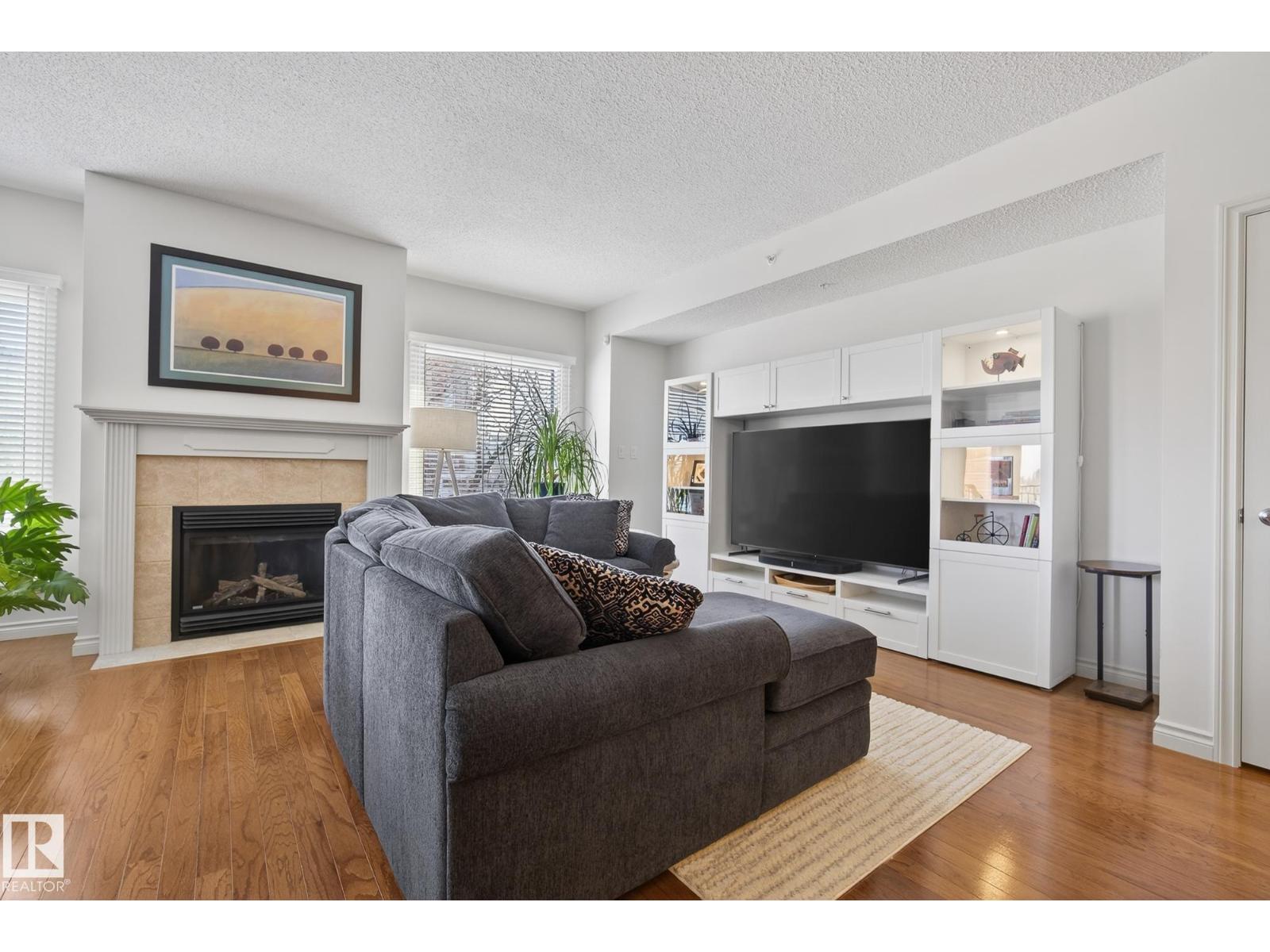 #307 10108 125 ST NW - 21