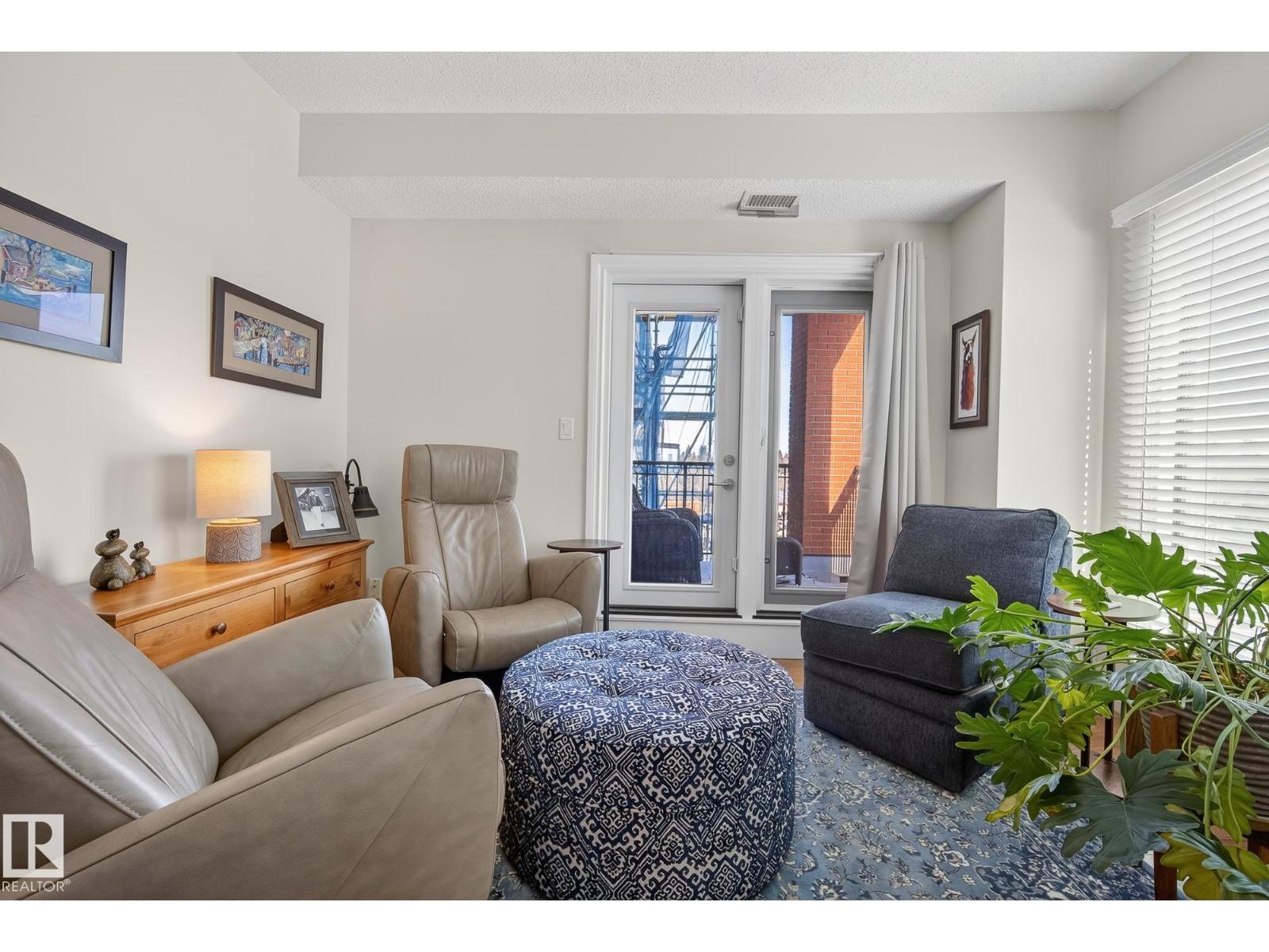 #307 10108 125 ST NW - 25