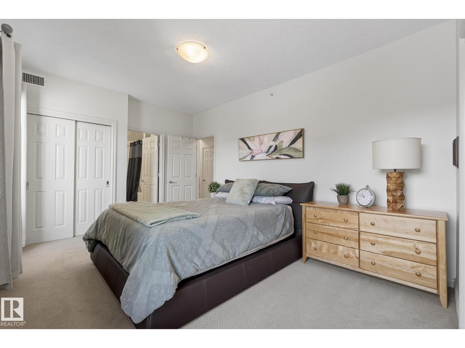 #307 10108 125 ST NW - 31