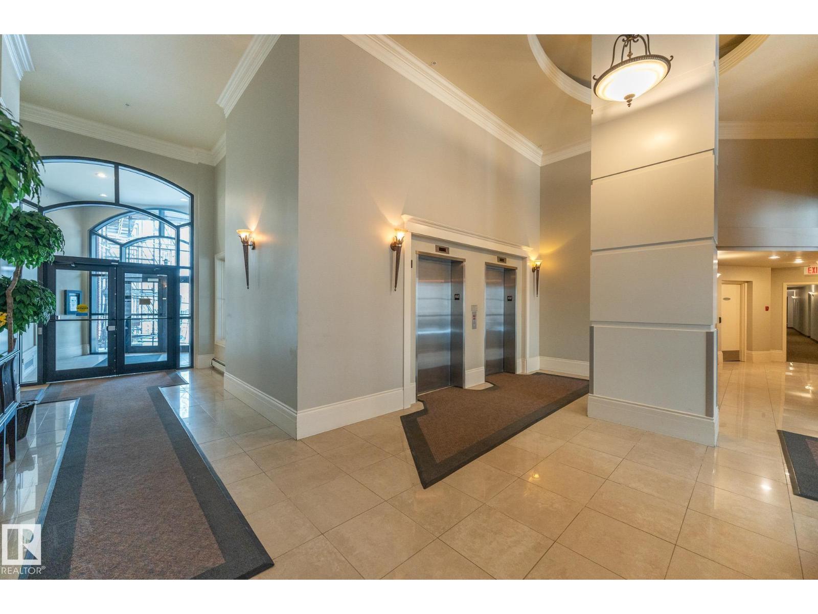 #307 10108 125 ST NW - 4
