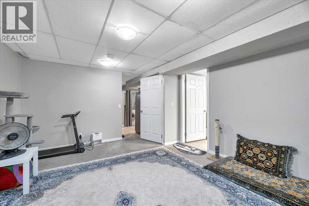 Single Family House Bungalow for Sale in  Castlepark Way NE Castleridge Calgary 