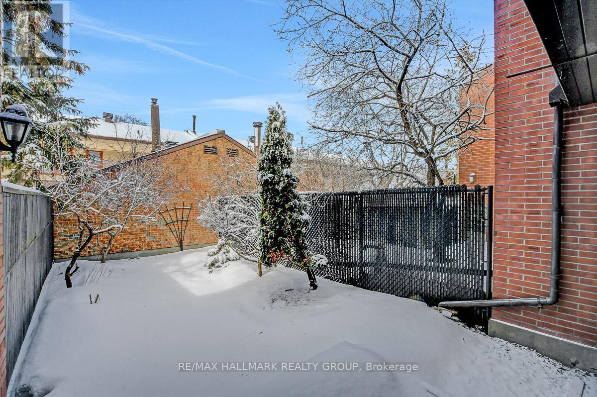 261 BRUYERE STREET — photo 42