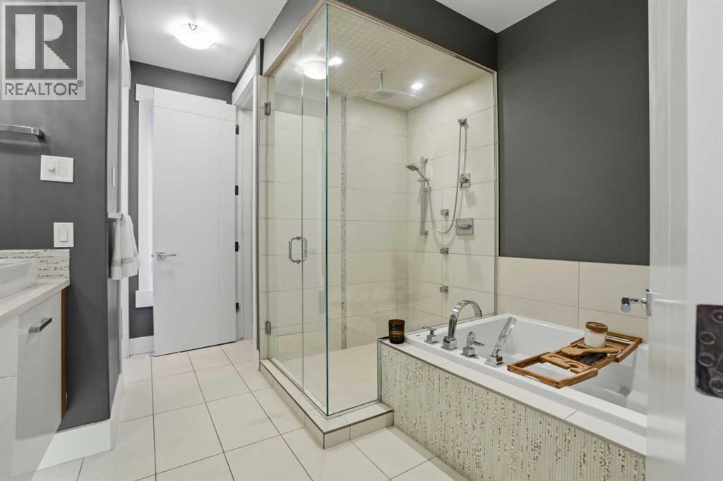 Single Family House for Sale in   Avenue SW Altadore Calgary 