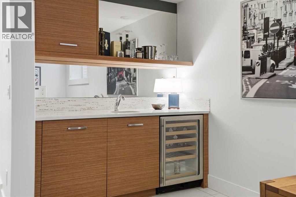 Single Family House for Sale in   Avenue SW Altadore Calgary 