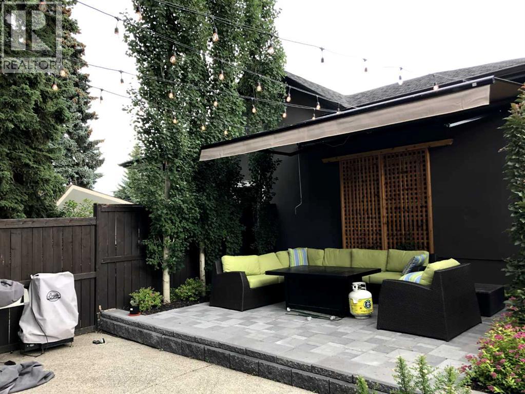 Single Family House for Sale in   Avenue SW Altadore Calgary 