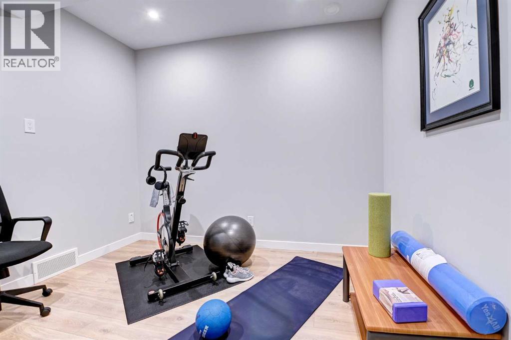 Single Family House for Sale in    Street SW West Springs Calgary 