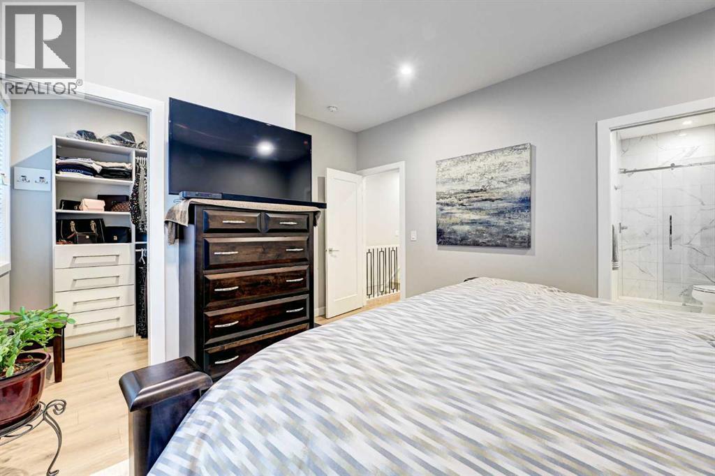 Single Family House for Sale in    Street SW West Springs Calgary 