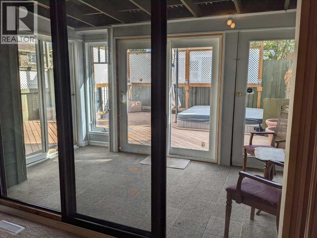 Single Family House for Sale in  Midpark Gardens SE Midnapore Calgary 