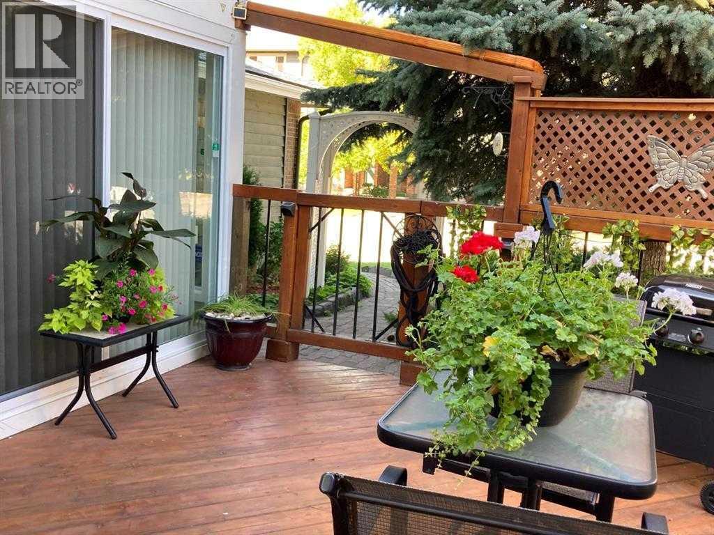Single Family House for Sale in  Midpark Gardens SE Midnapore Calgary 