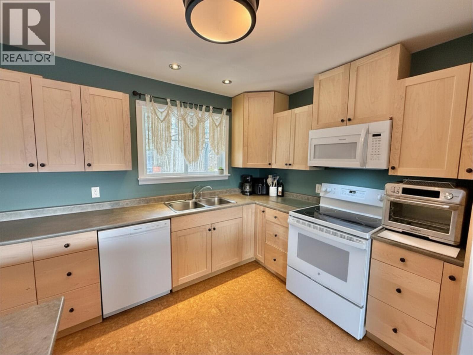 1167 PURMAL AVENUE, Quesnel