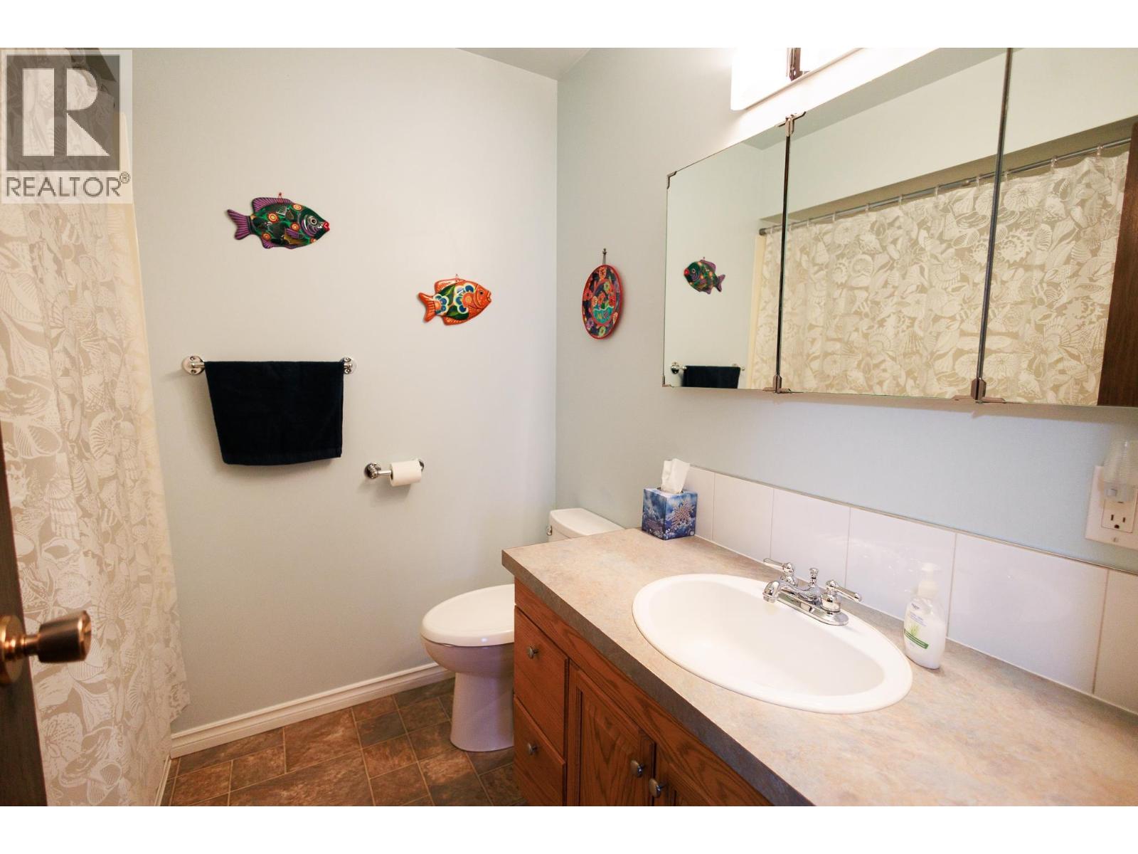 3627 COTTONWOOD Crescent, Terrace