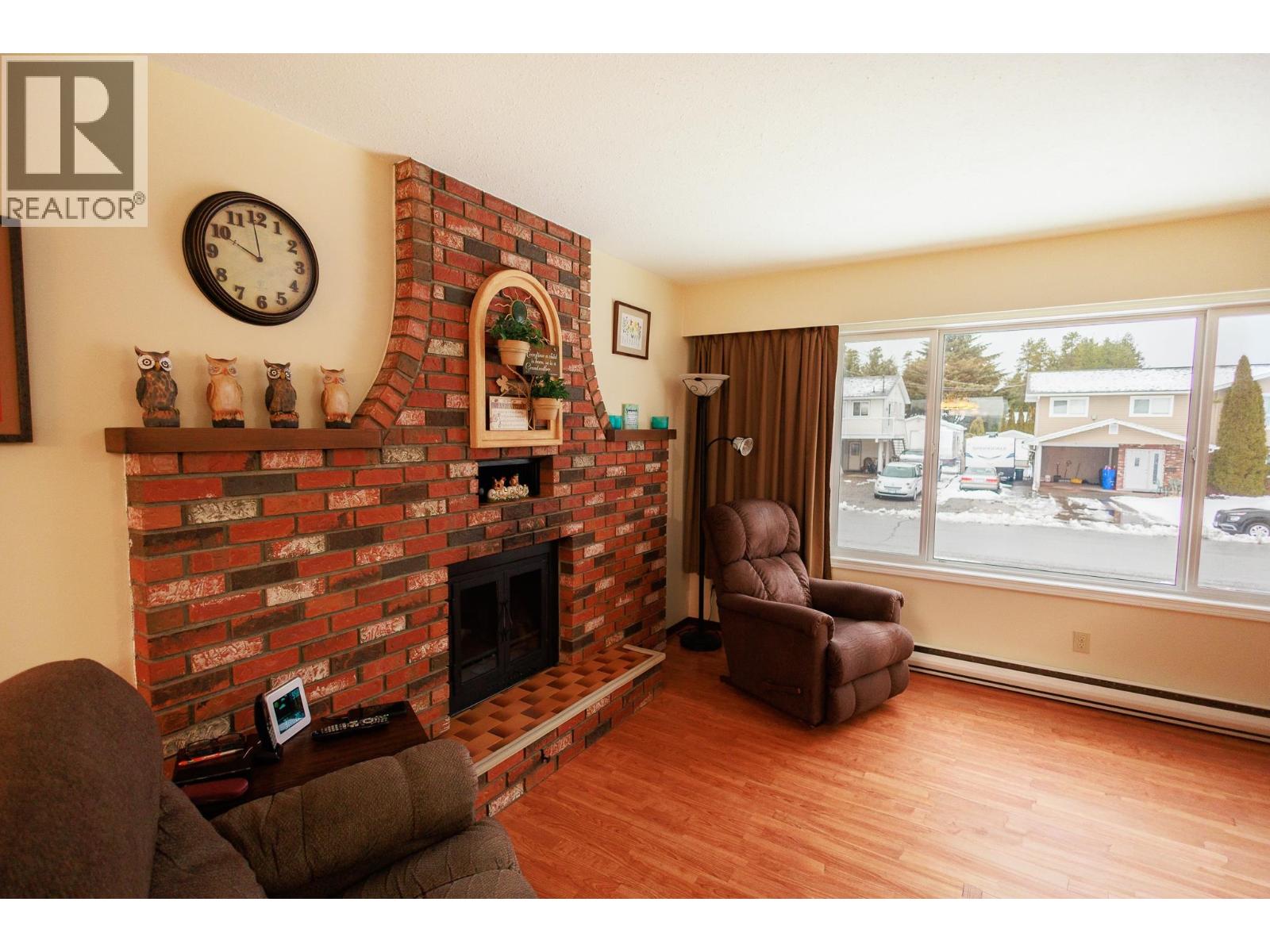 3627 COTTONWOOD Crescent, Terrace