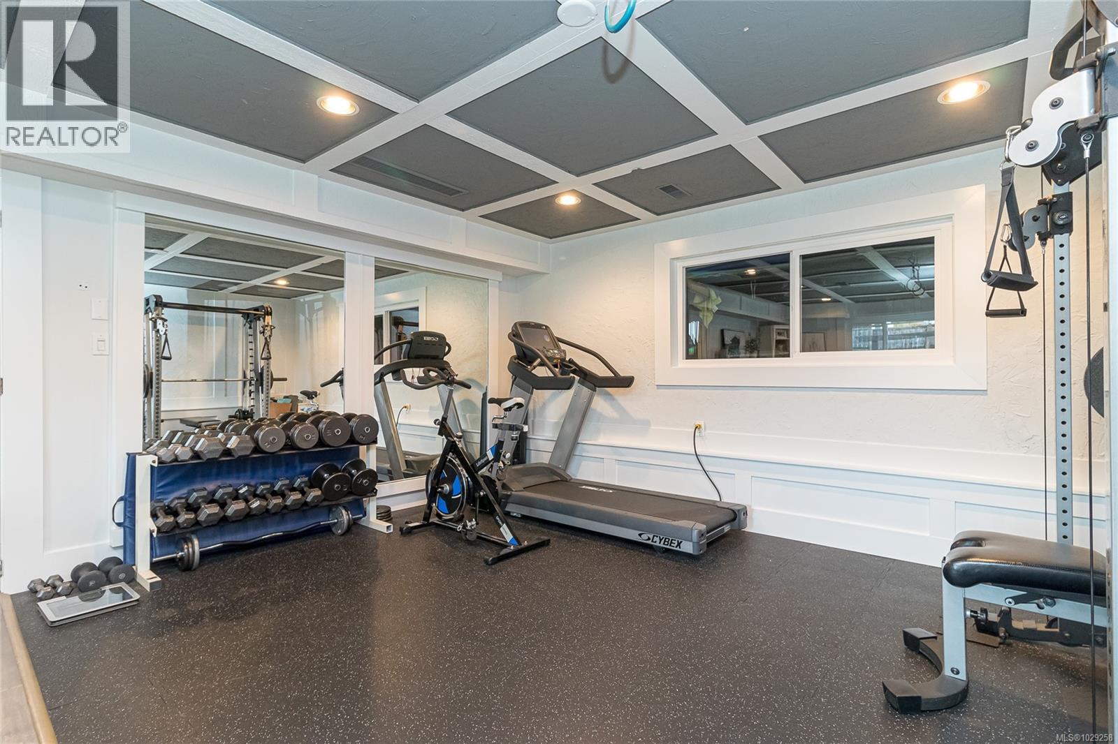  1911 Lisnoe Avenue, Central Saanich